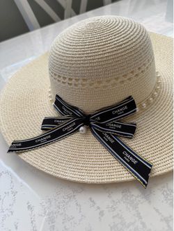 Summer cream hat brought from Paris