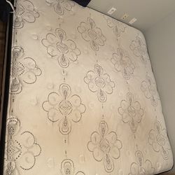 FREE KING MATTRESS 