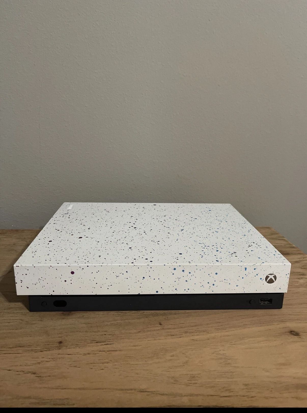Xbox One X NBA Edition with 5 Games