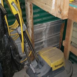 Floor scrubber by tornado