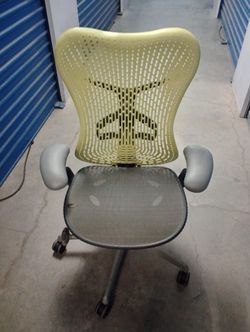 Herman Miller Mirra Ergonomic Task Chair