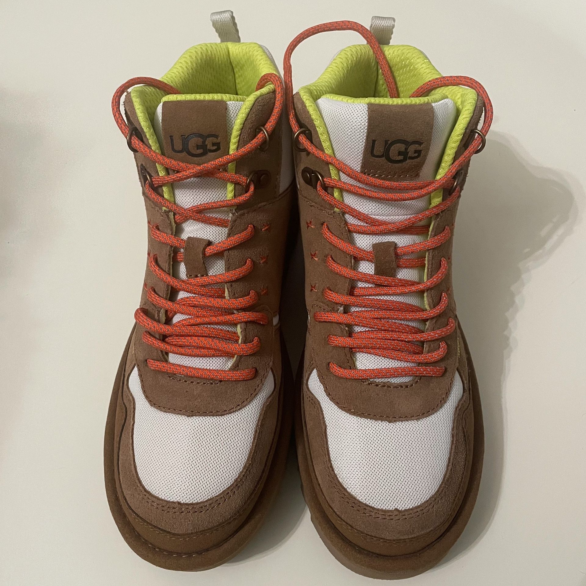 NWOT - UGG Highland Hi Heritage Mesh Sneakers in Chestnut - US Size 9/EU Size 40