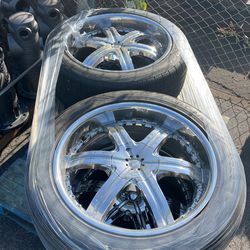 22 In Chevy Or Ford 6 Lug Chrome Wheels 