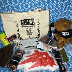 Travis Scott astroworld bundle 18 items cacti pillow tote socks