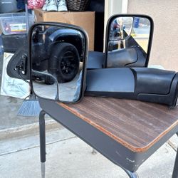 Toyota Tacoma Expandable Mirrors