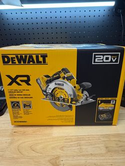 DEWALT 20V MAX XR 7-1/4" Circular Saw Kit