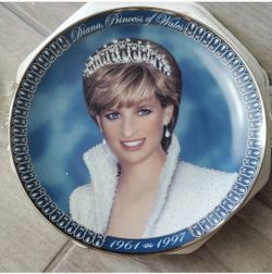 A Tribute to Princess DIANA from the FRANKLIN MINT Limited Edition Plate