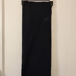 Nike Therma Fit Scarf