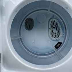 Laundry & Dryer 
