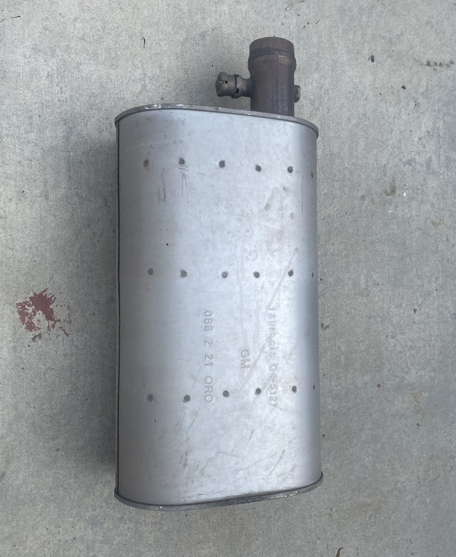 Muffler