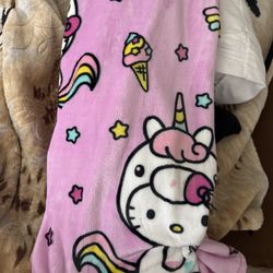 Hello Kitty Blanket / Price Firm 