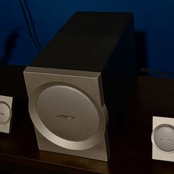 Bose Companion 3 Series I Multimedia Speaker System w/ Subwoofer, Works perfect  