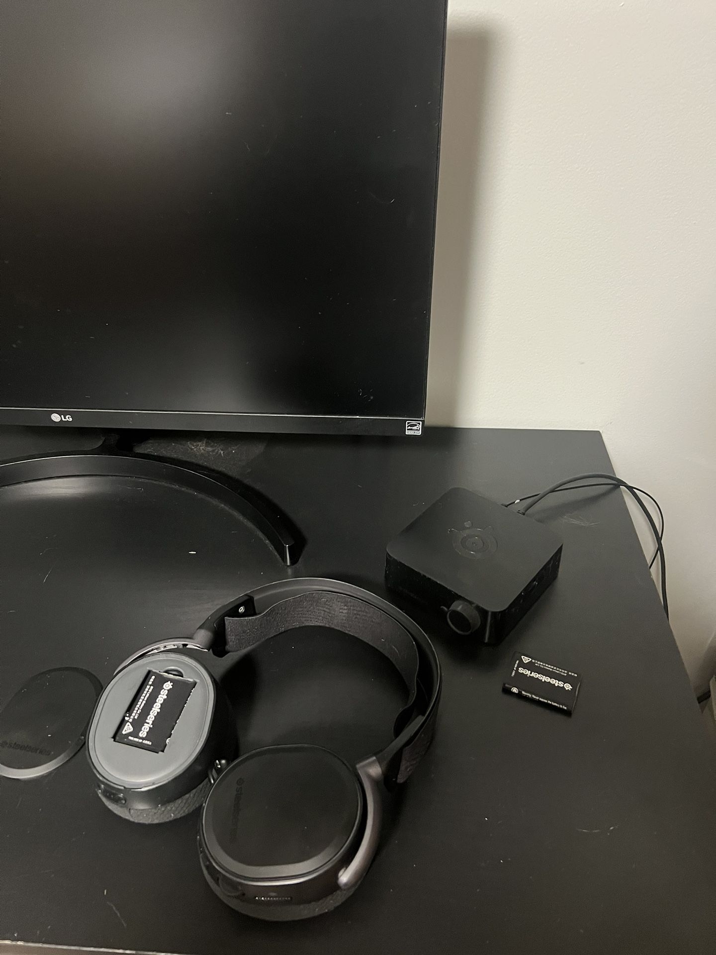 Steelseries Arctis Pro Wireless Gaming Headset