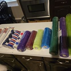 Lots of wreath stuff