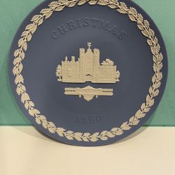 Vintage Wedgewood Jasperware Collectors Plate Christmas 1980 St James' Palace 