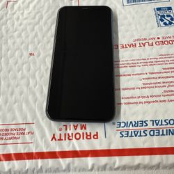 Apple iPhone 11 – Space Gray • 64GB • 81% Battery • Unlocked