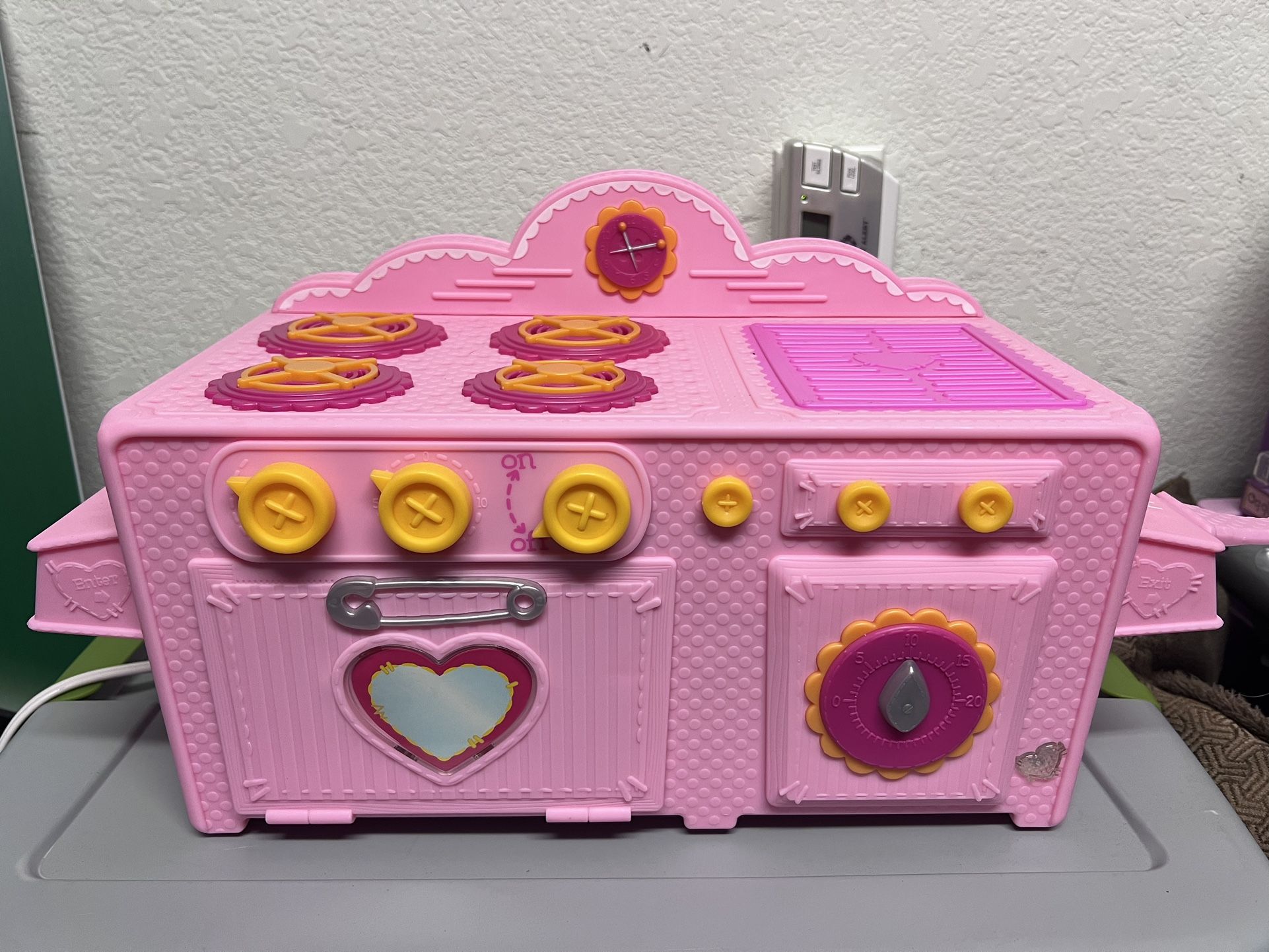 Lalaloopsy easy bake oven