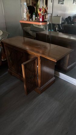 Wood cabinet