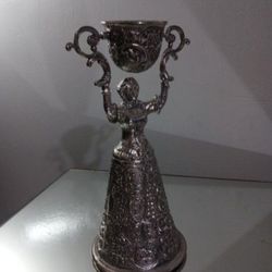 VINTAGE SILVER PLATE WEDDING CUP - CHALICE - FIGURINE 8"