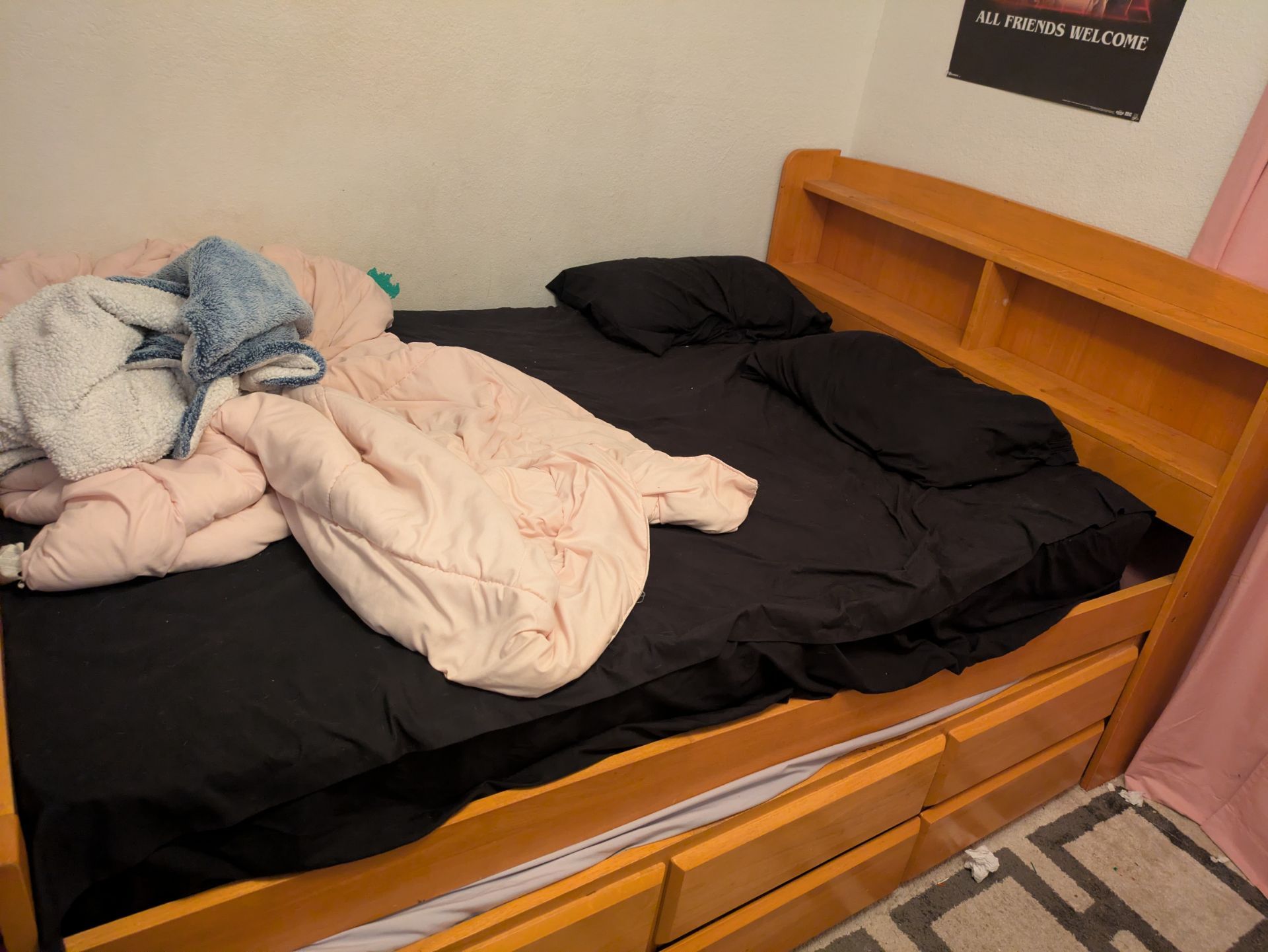 Queen size trundle bed