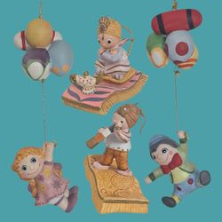 Disney Goebel It’s a Small World Ornament Set 4 Aladdin Boy/Girl Balloons Mint