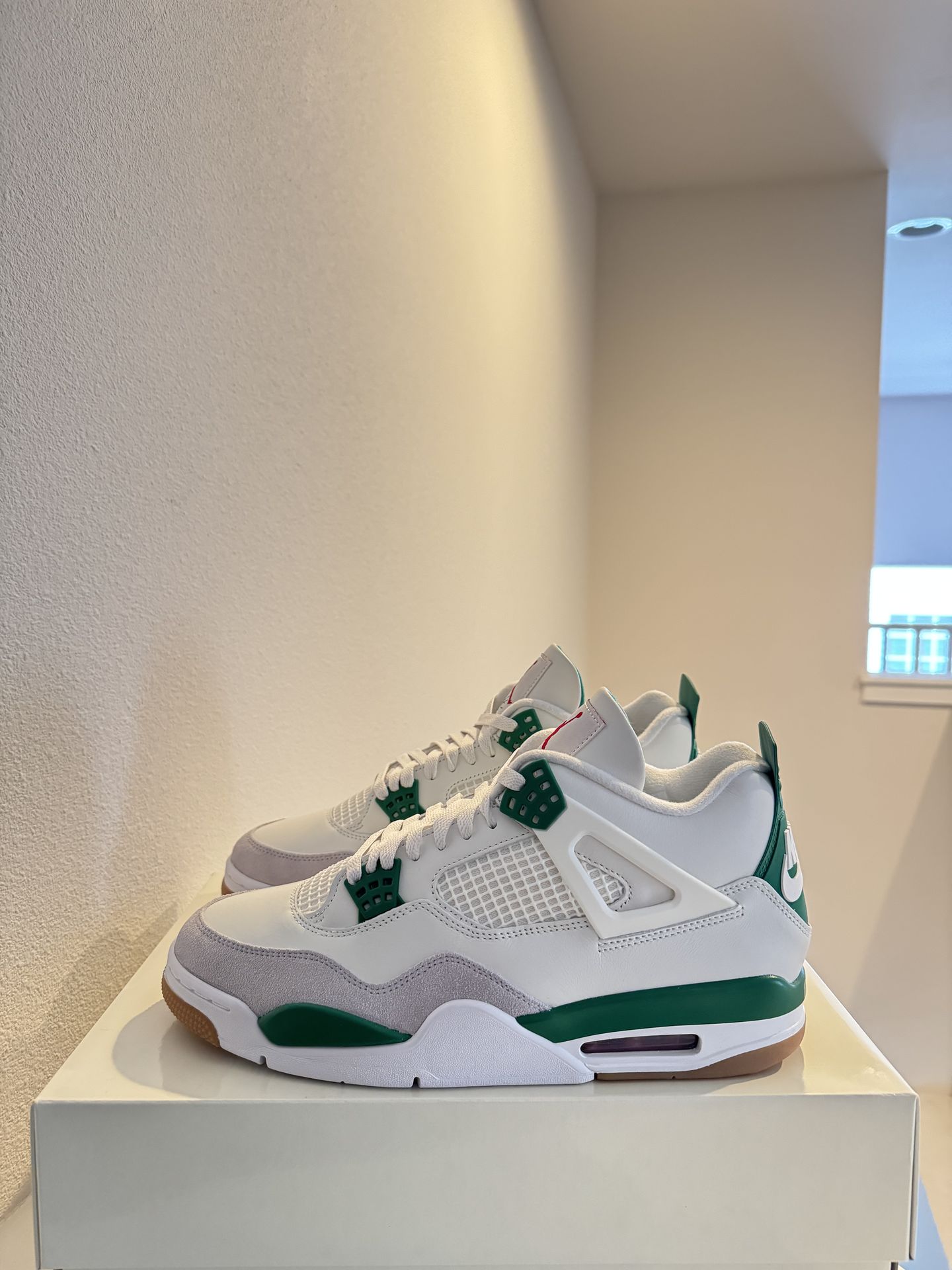 Jordan 4 retro sb pine green men size 12