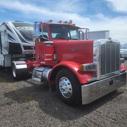 2007 Peterbilt And 2015 Voltage Toyhauler