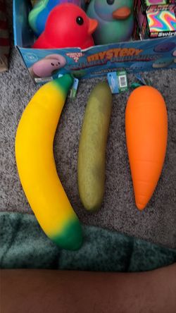 Squeeezy (Banana, Pickle, & Carrot)