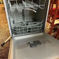Dishwasher in Good Condition