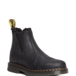 NWOT Dr Martens Unisex-Adult 2976 Wg Snow Boot