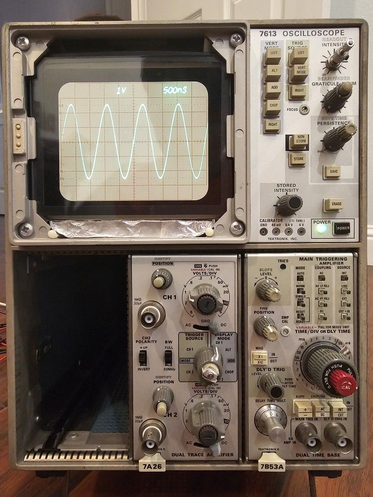 Tektronix 7613 Analog Storage Oscilloscope