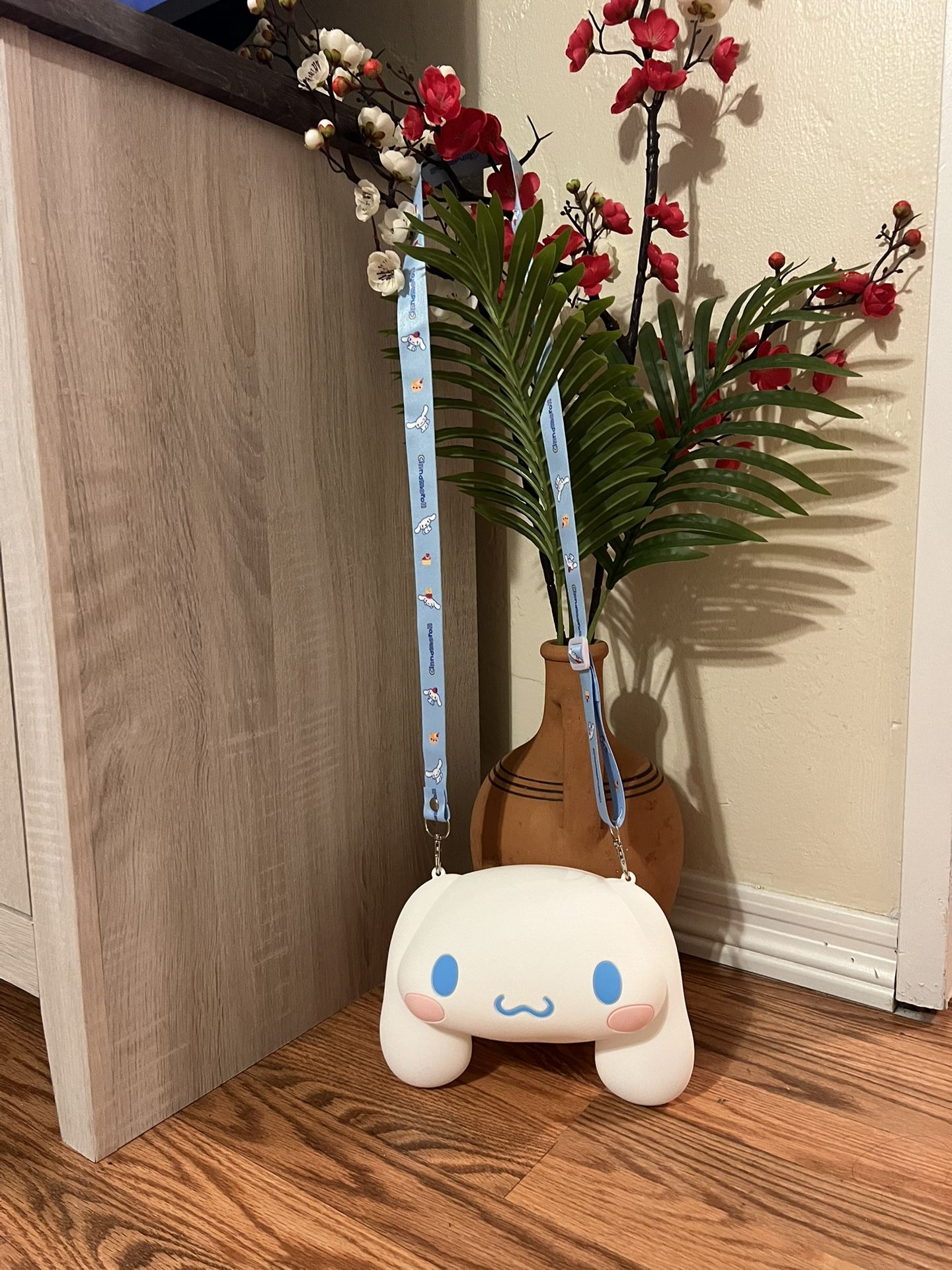 Cinnamon roll Crossbody bag