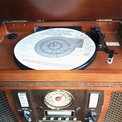 Innovative Technology Record Player, CD Recorder, Tape, Radio 
