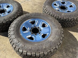 ($200 EACH ) ONLY THREE RAM 2500 RIMS TOYO AT3 LT285/75R18 95% - FREE DELIVERY