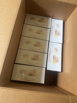 Pokemon 30th Celebrations Elite Trainer Box