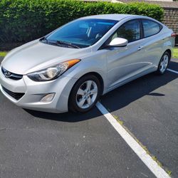 2012 Hyundai Elantra