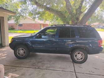 2000 Jeep Cherokee v8