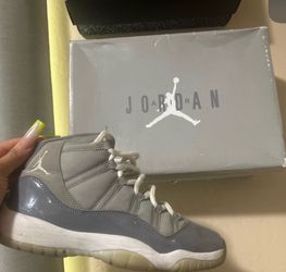 Jordan 11 cool grey size 7Y