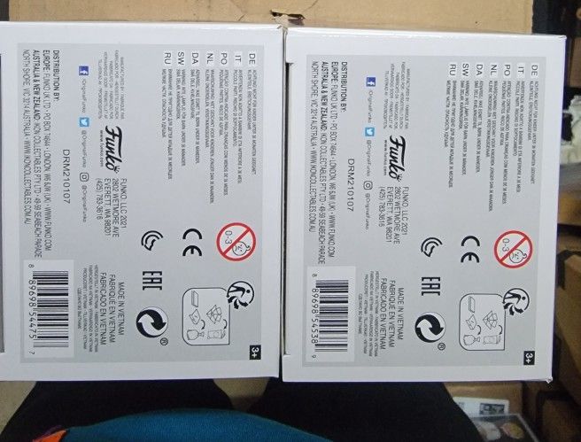 FUNKO ROCKS: SELENA (GLITTER & DIAMOND COLLECTION EXCL) BUNDLE **SOLD INDIVIDUALLY TOO** 🔥 (PERFECT CONDITION/INCLUDES PROTECTORS) **AVAILABLE**