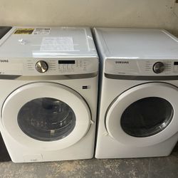 New Open Box Samsung Washer And Dryer 27” In Perfect Working Conditions 