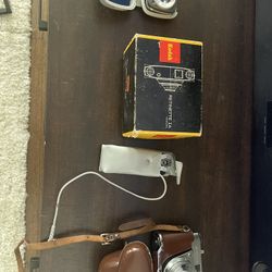 Kodak Retinette 1A with Honeywell tilt-a-mite and Gossen Pilot