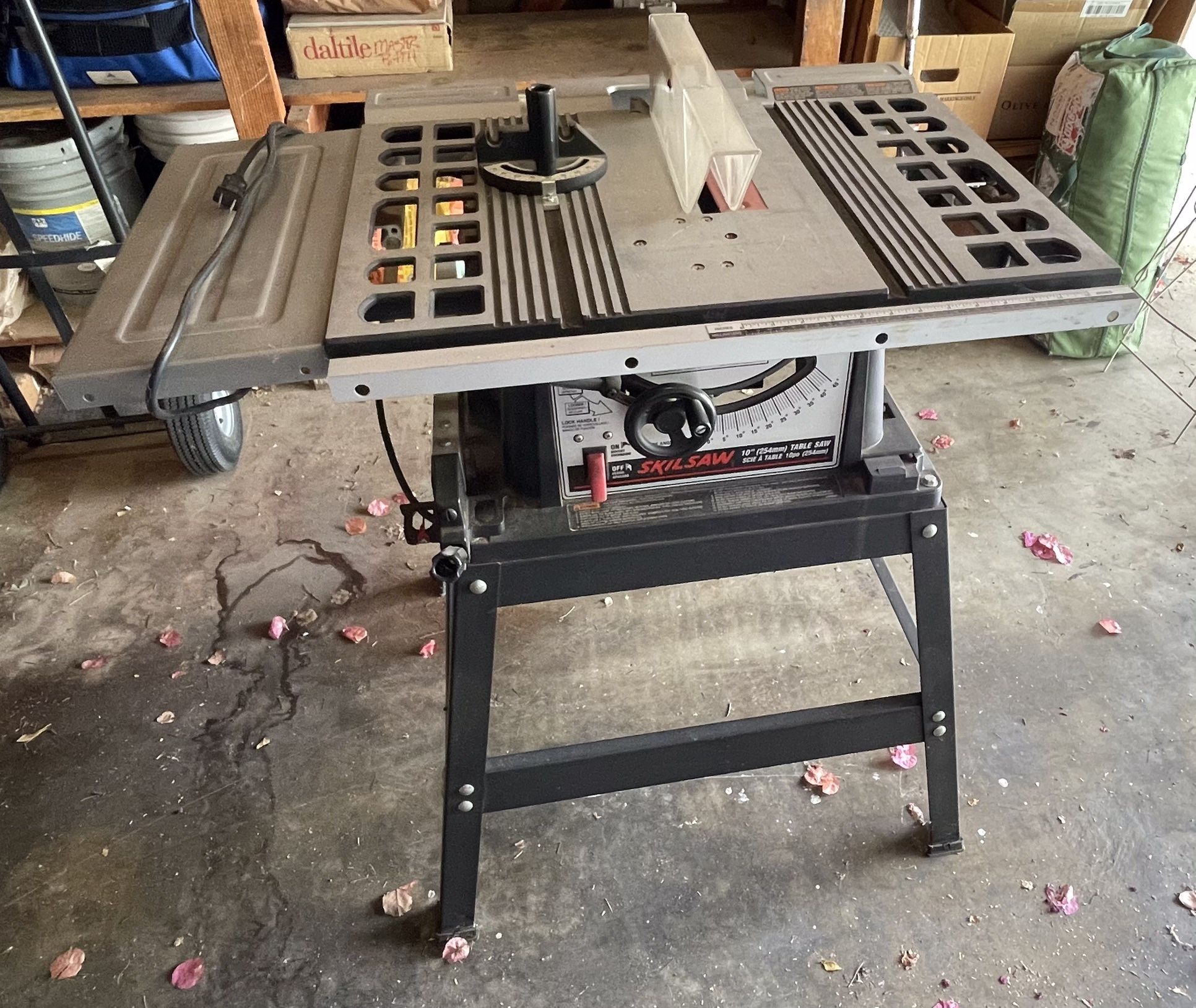 SKIL 10-inch Table Saw 120 Volt