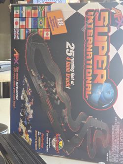 AFX Super International 4 Lane Mega G+ HO Slot Car race Track Set Tri-Power MG+