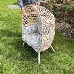 Wicker Rose pink kids Chair