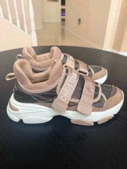 Christian Dior D-Connect Nude Sneakers Size 37