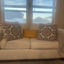 Oakhurst Loveseat With Pillows Included Sofa 