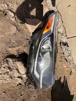 2019-2020 KIA OPTIMA RIGHT HEADLIGHT