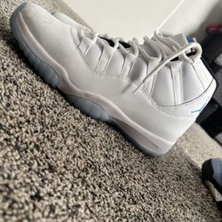 Jordan 11 Legend Blue