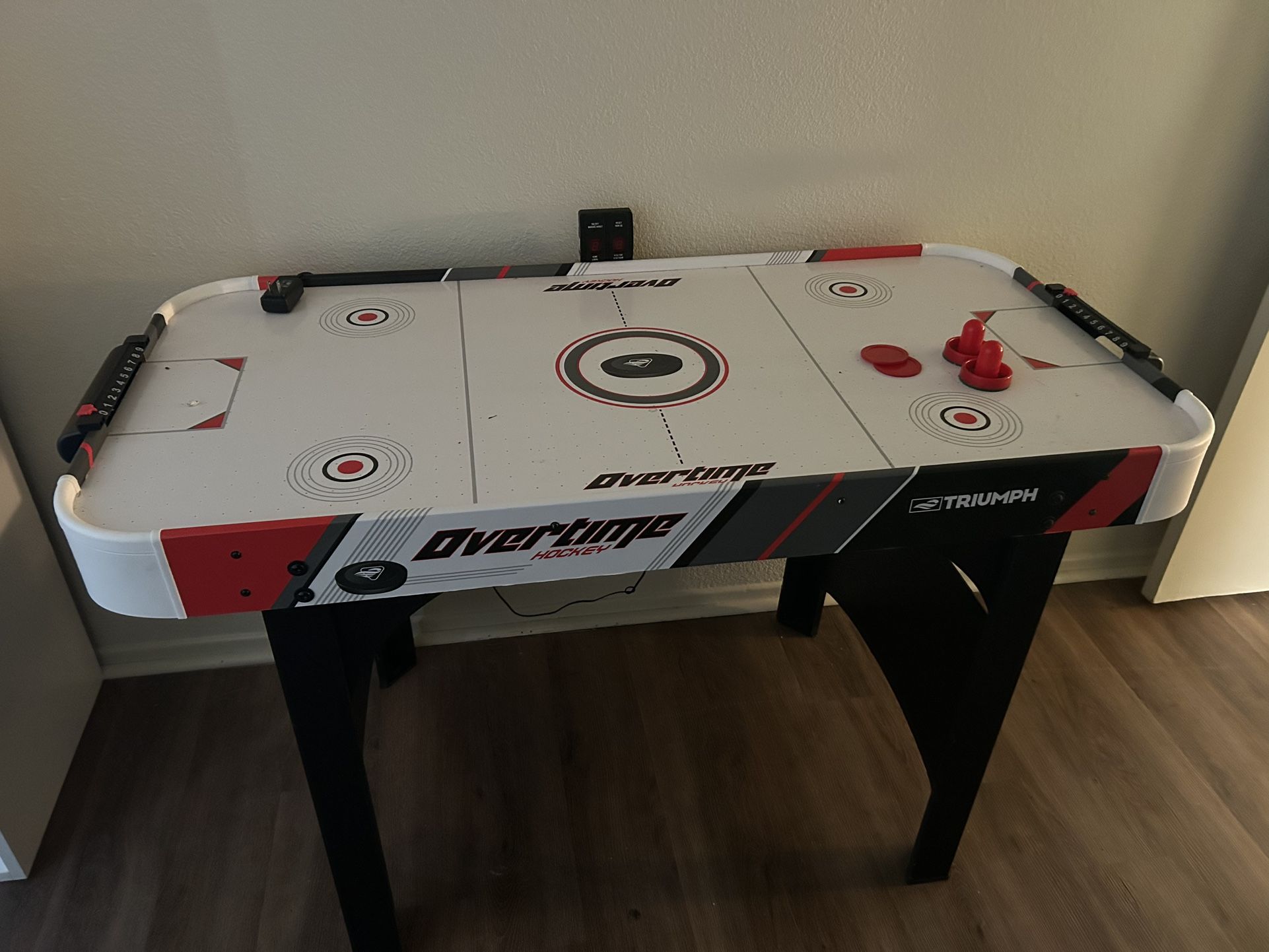 Triumph Overtime Air hockey Table