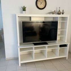 Headline: Sony Bravia TV + Large White Entertainment Center Price: $150 (OBO) Location: Garden Grove